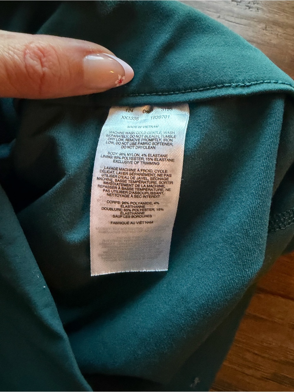 Columbia Teal Women's All Seasons Ruched Skort size M - Picture 3 of 7